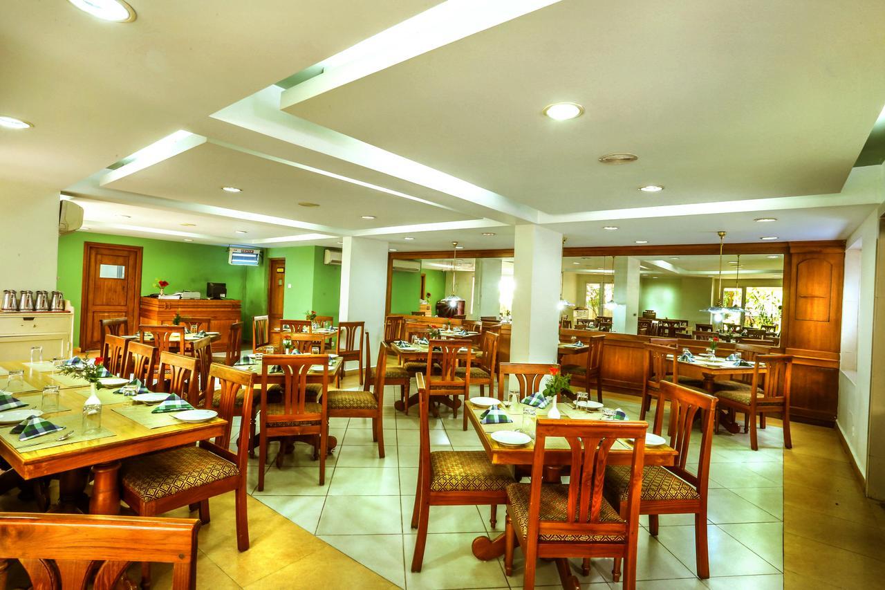 Krishna Inn Guruvāyūr Exterior foto